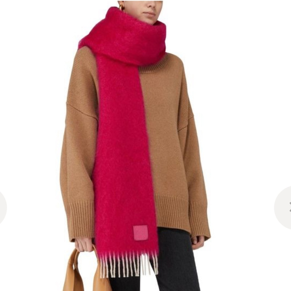 Loewe pink mohair scarf